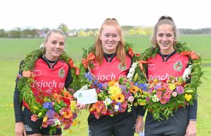 Louise Krol en haar maten de sterksten in Nijewier