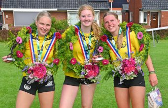 Meisjes Balk winnen NK