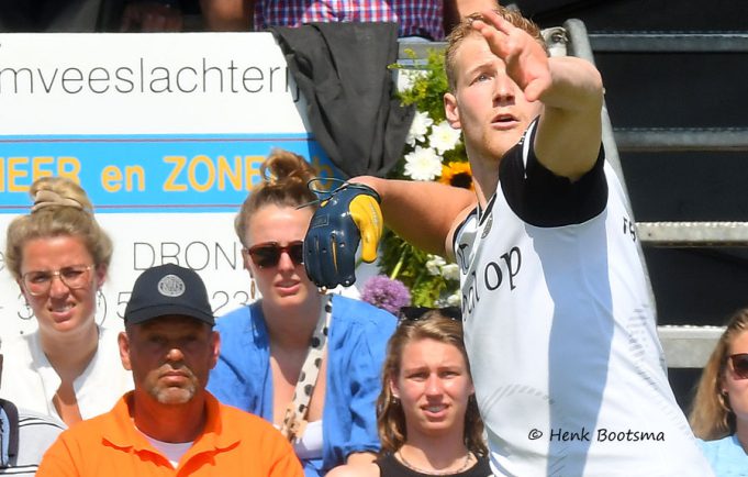 32 parturen willen naar de PC in Franeker