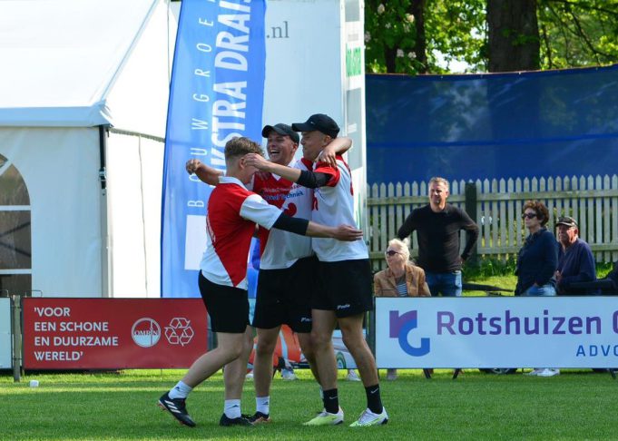 KNKB zet experiment Junioren stop