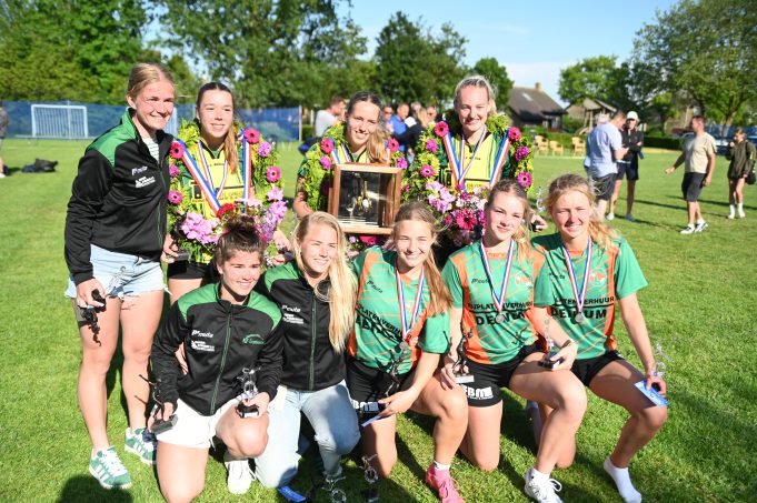 Dames van Makkum winnen NK in Jorwert