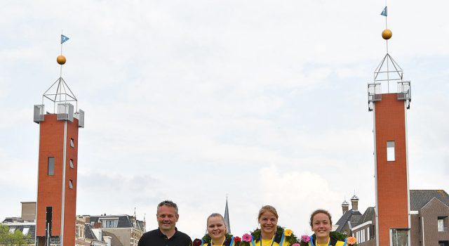 Dames van Huizum winnen eerste afdelingswedstrijd