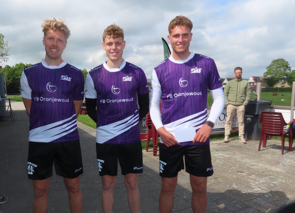 Grou 10 mei 2026 herern 1e klasser vf tweede prijs Sjoerd de Jong Jan Bandstra n Jorrit Nanninga - kaatsnieuws.com Sjoerd de Jong, Kan Bandstra en Jorrit Nanninga