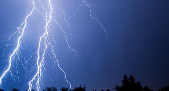 Eerste klasse wedstrijd in Ried gestaakt