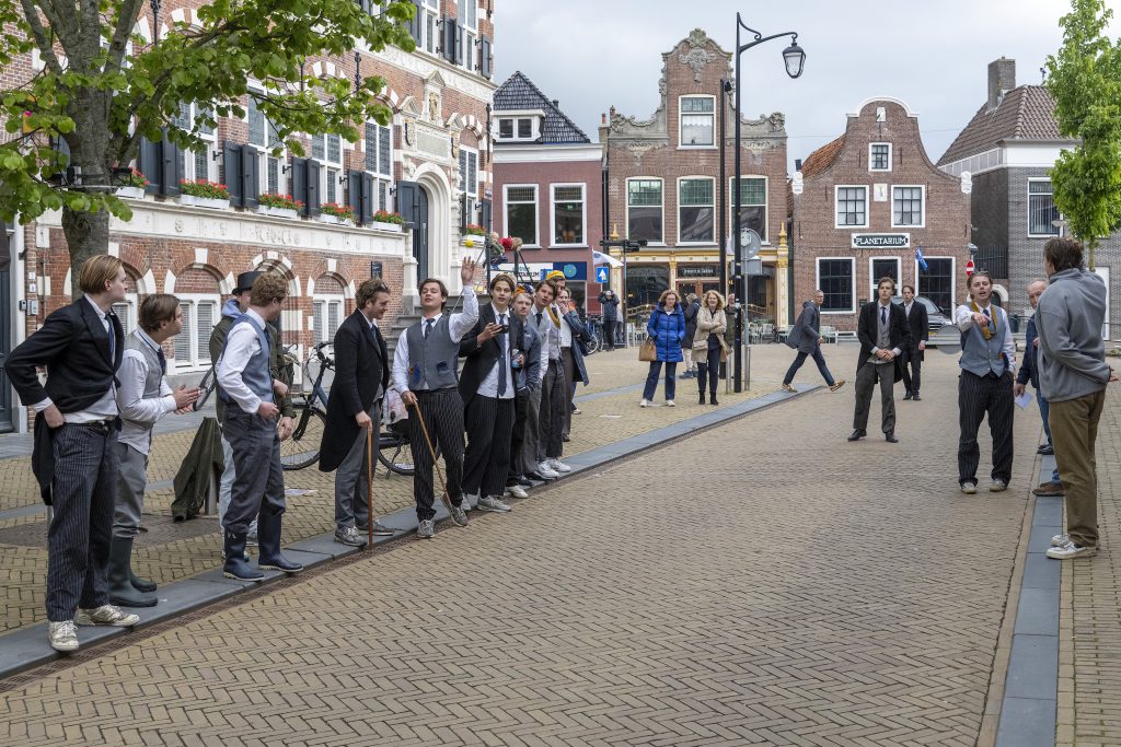 Studentenkaatsen in Franeker - kaatsnieuws.com Studentenkaatsen in Franeker